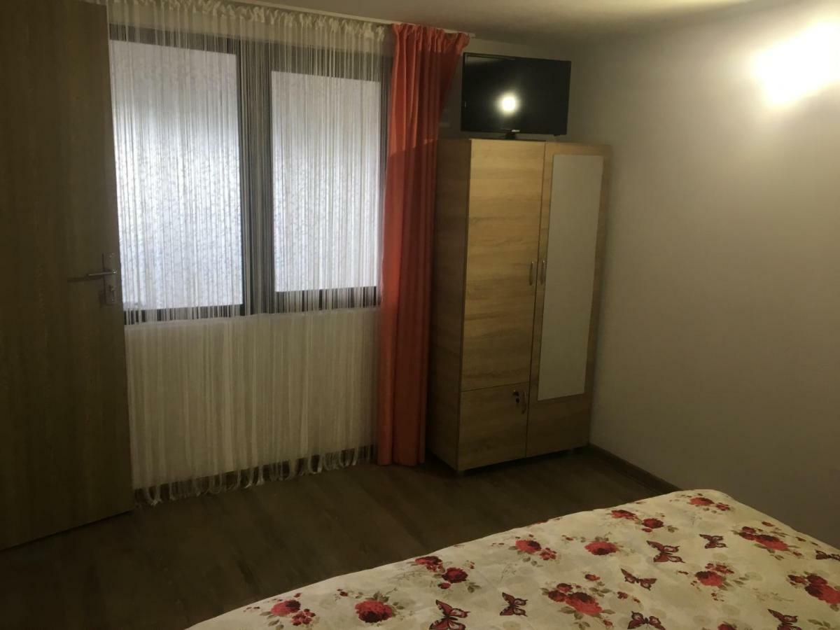 Laubert Hotel Călimăneşti Екстериор снимка