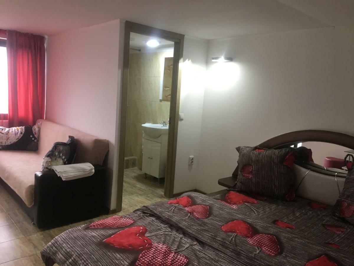 Laubert Hotel Călimăneşti Екстериор снимка